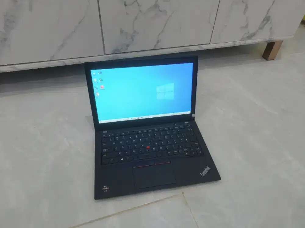 Lenovo thinkpad ryzen 5 pro ram 8gb ssd m.2 256gb
