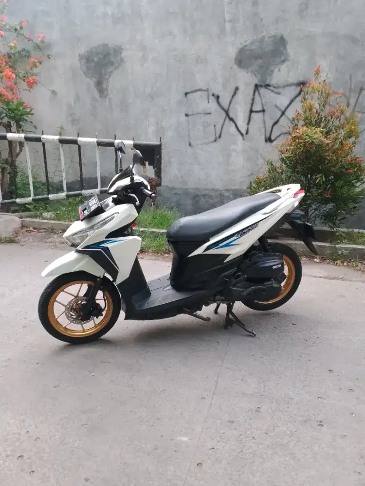 Vario 125 LED old 2016 lengkap