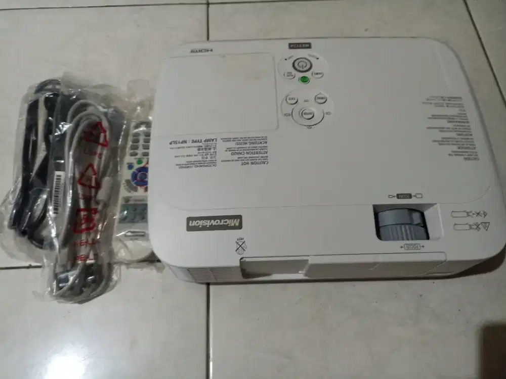 Dijual Proyektor merk microvision