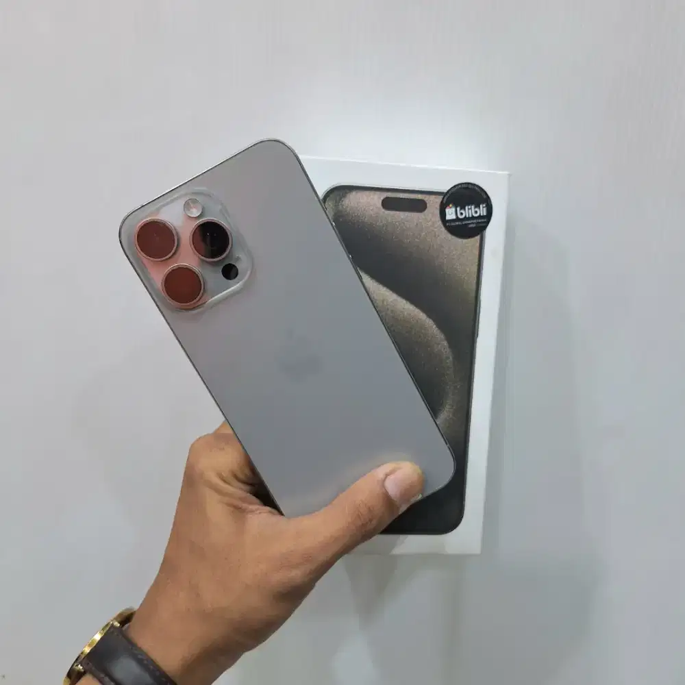 iPhone 15 Pro Max 256gb blibli resmi fullset ori