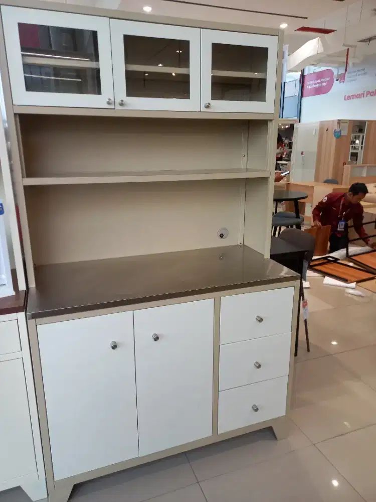 Lemari dapur besi
