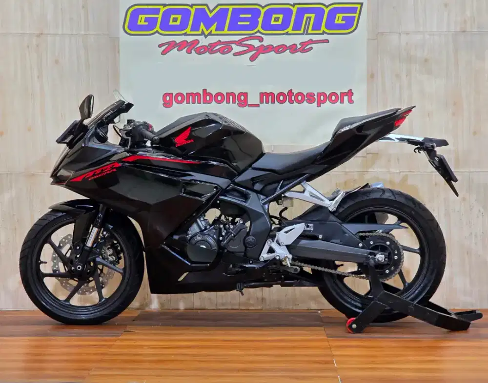 HONDA CBR 250RR 2025