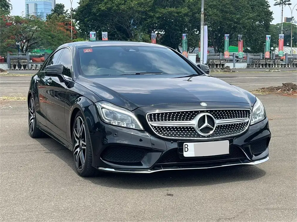 BERGARANSI - MERCY CLS400 AMG AT HITAM 2015