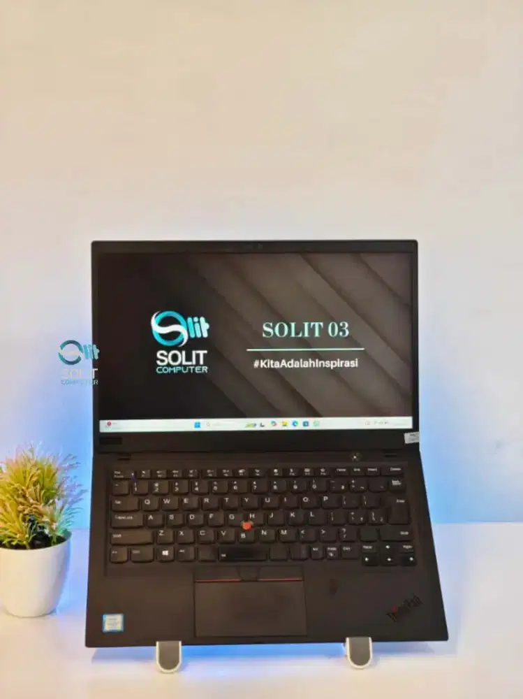 LENOVO THINKPAD X1 CARBON 6th | i5 Gen 8 | Touchscreen | Siap Pakai!!