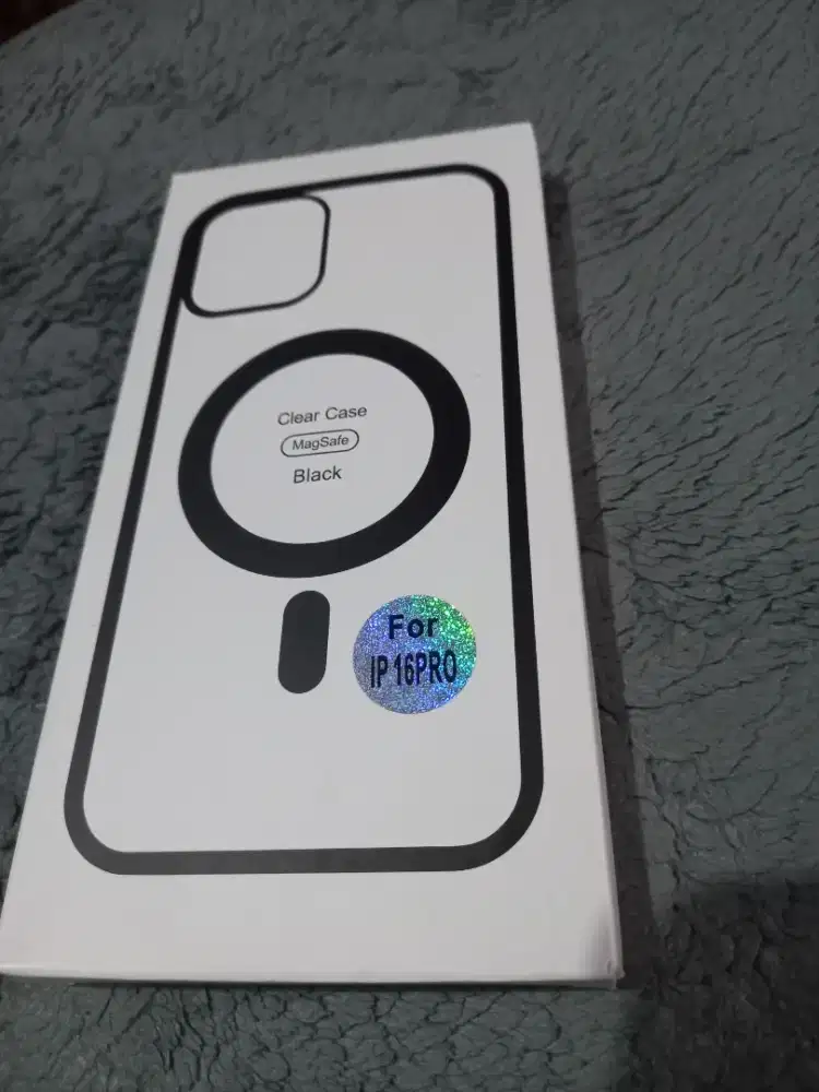 Clear casing Iphone 16pro MagSafe,Hitam.
