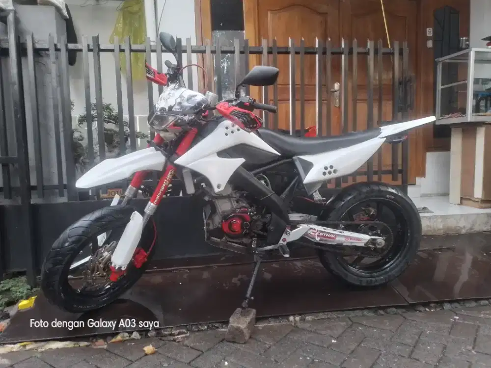 Trail vixion 2011