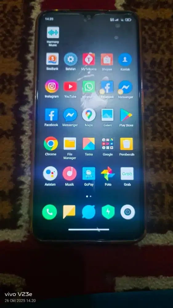 Poco m5 4+4/128 nfc cari tt di bawahnya