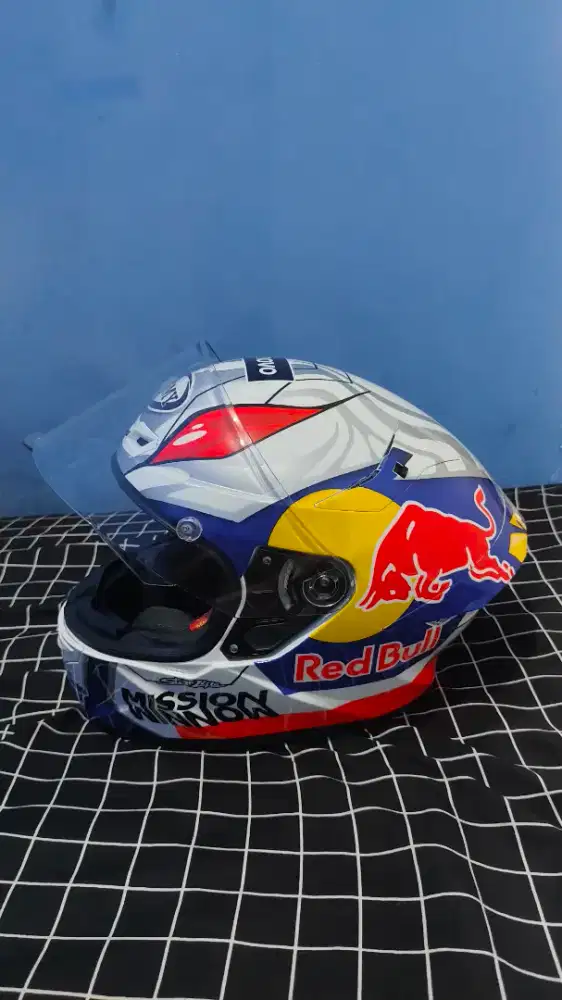 Helm fullfes kyt redbull