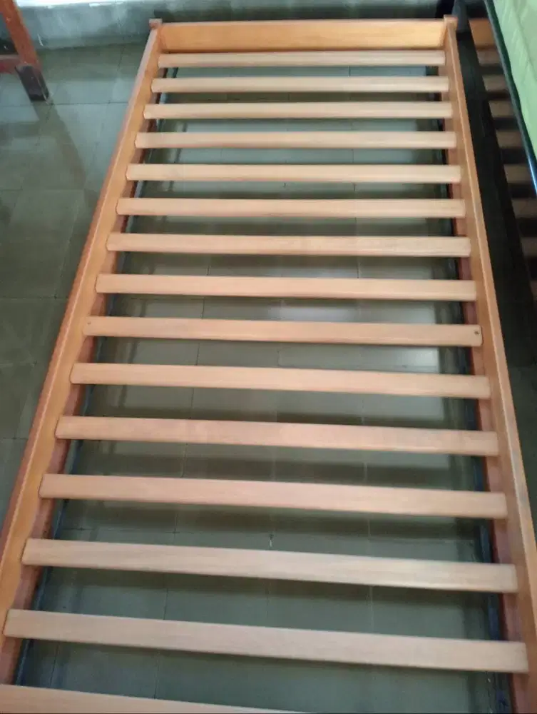 Ranjang sorong Ligna asli