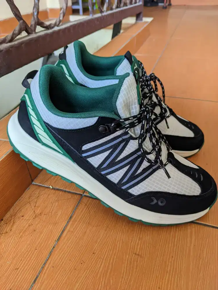 Sepatu kanky variant blackforest (warna favorit) ukuran 44