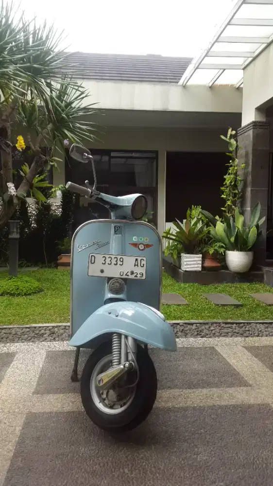 Dijual Vespa Super 66,mulus terawat,pajak hidup