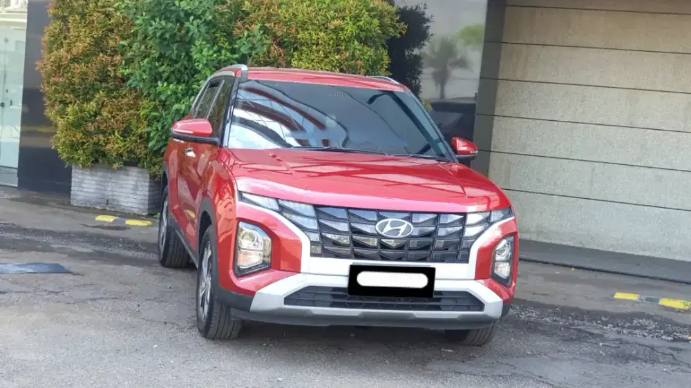 Hyundai creta trend 2022 merah