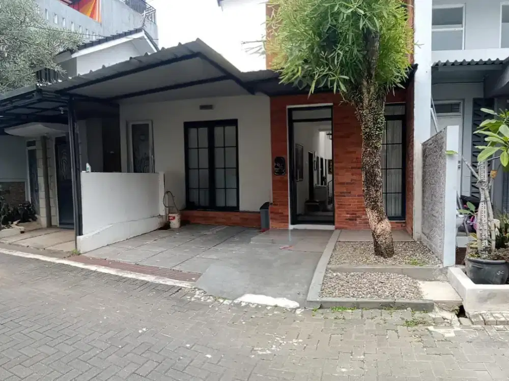 JUAL RUMAH SIAP HUNI DI PINUS REGENCY  BANDUNG