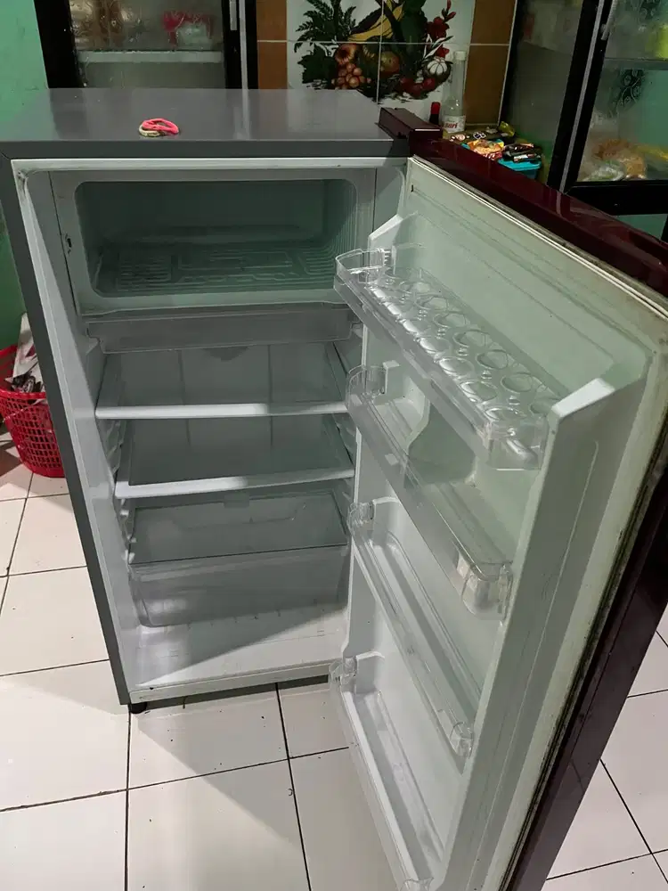 Kulkas Polytron 1 Pintu