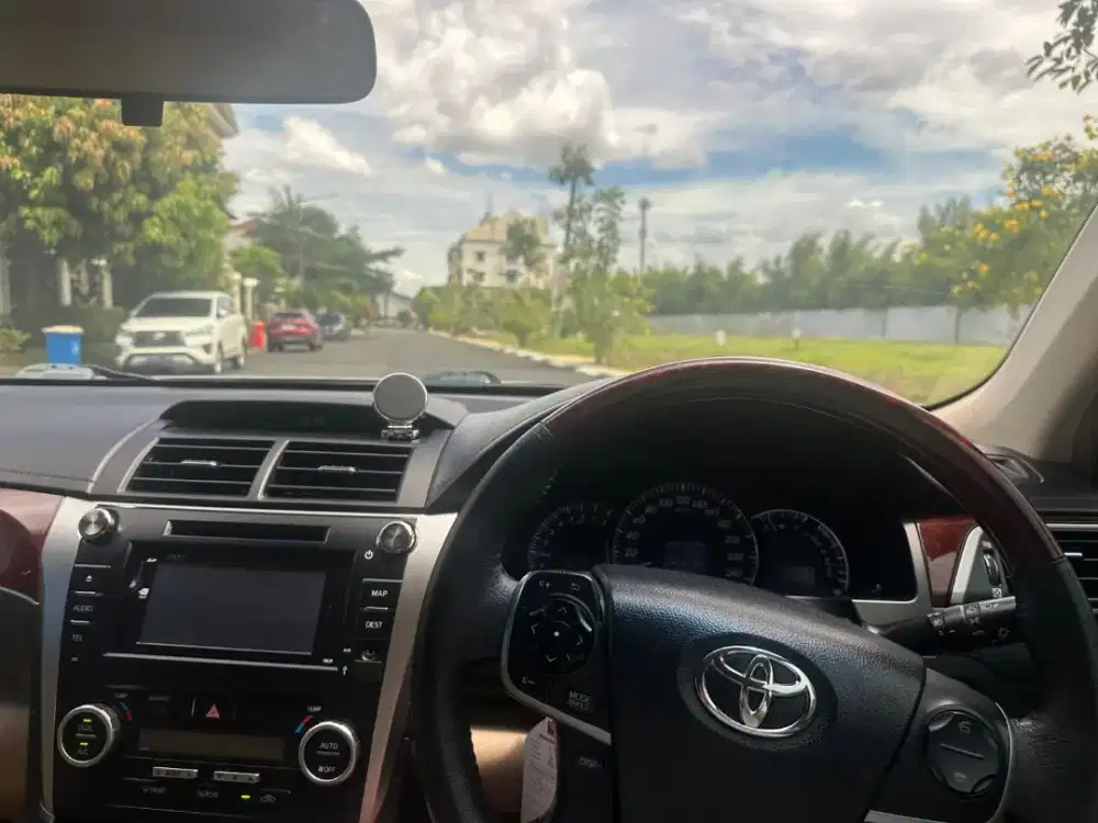 Camry v 2,5 2013