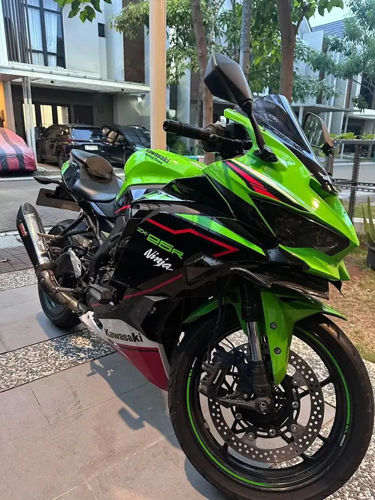 KAWASAKI NINJA ZX25R