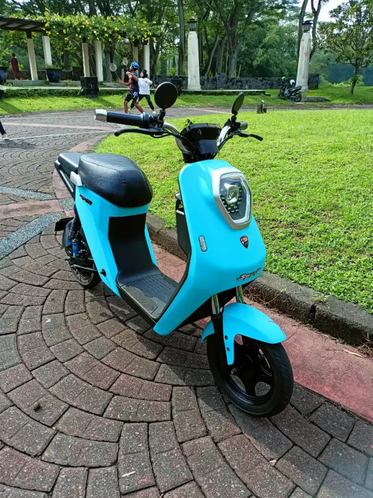 Sepeda Listrik Uwinfly M60 kondisi Istimewa baik, Normal tinggal pakai