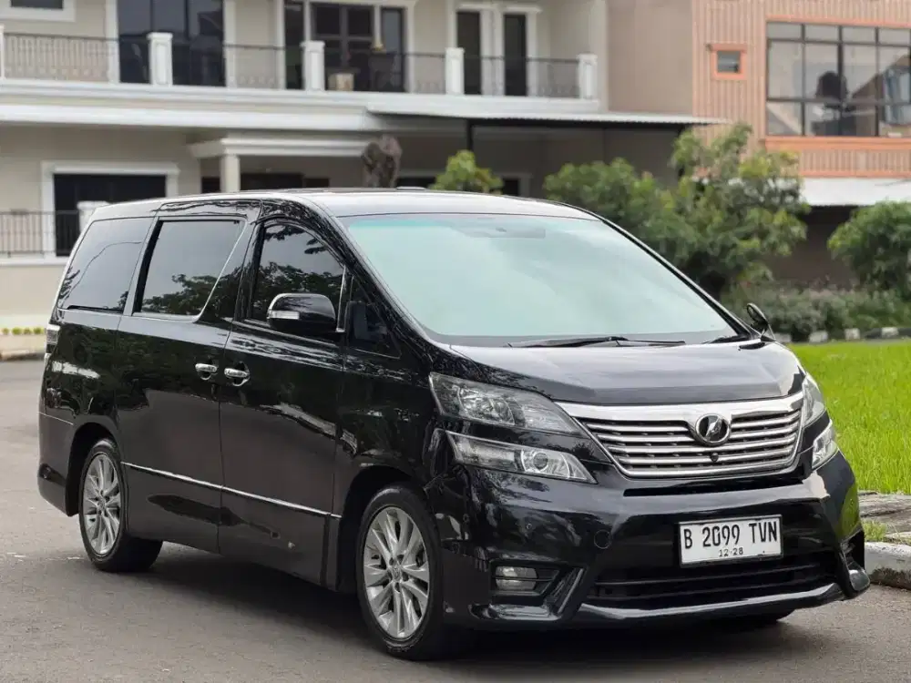 Vellfire Z 2.4 AT 2009 Premium Sound Hitam