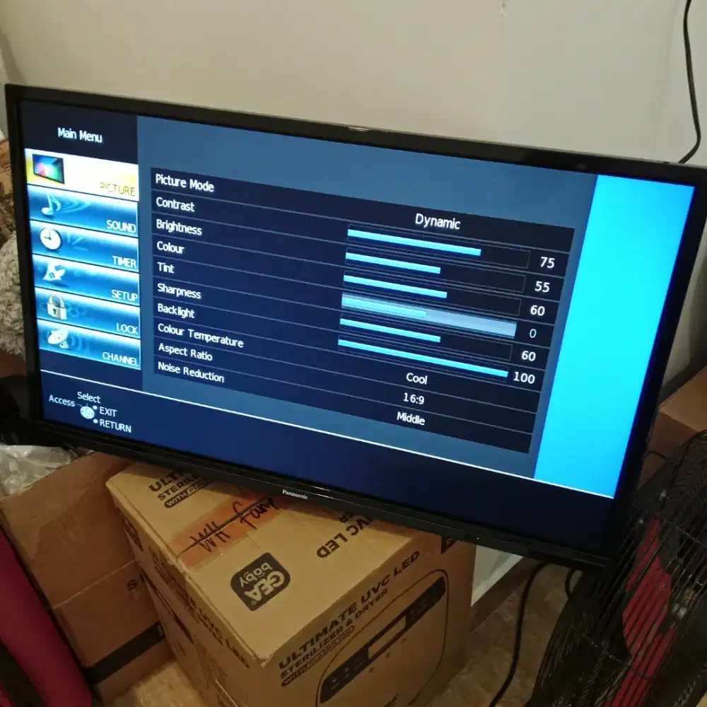 LCD TV Panasonic 32 inch TH-32E305G 50 watt HDMI