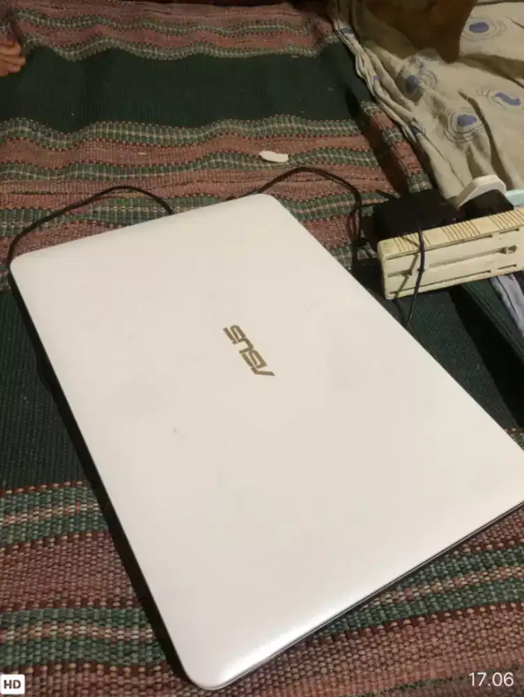 Laptop asus lengkap