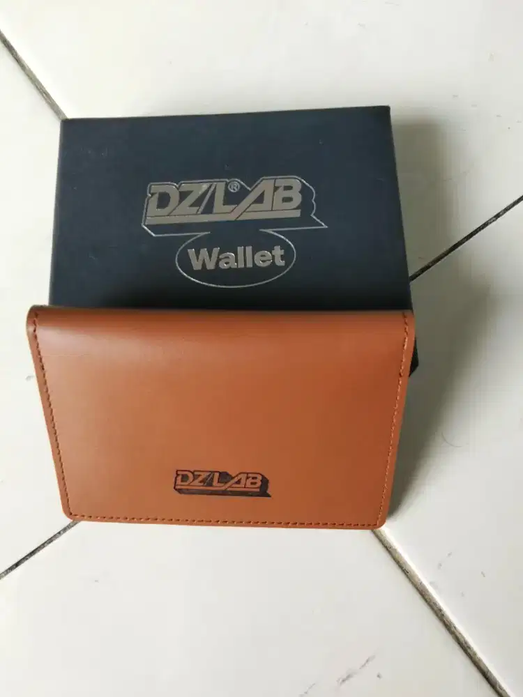 Jual aja mungkin ada yg butuh