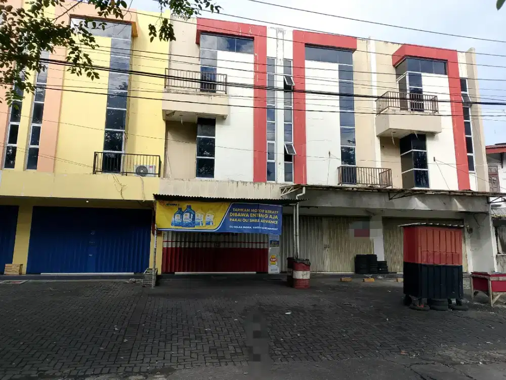 Ruko Ranomut jalan Utama sangat Strategis