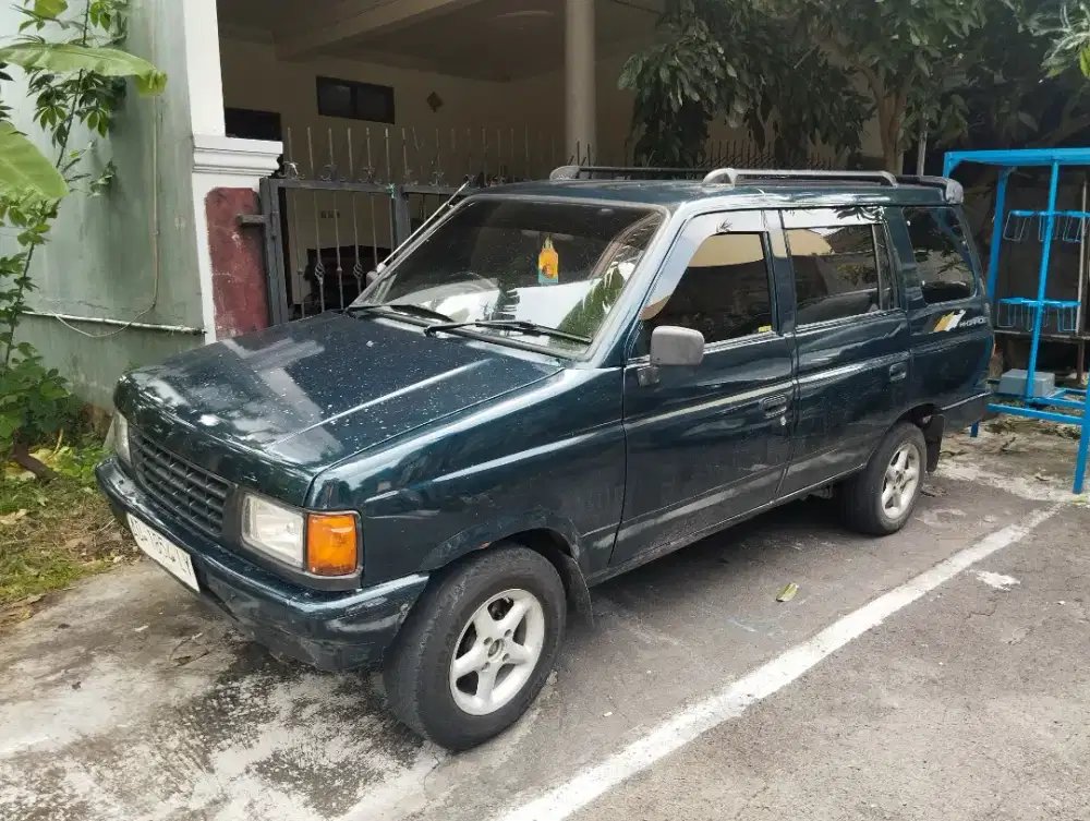 Isuzu Panther tahun 1996