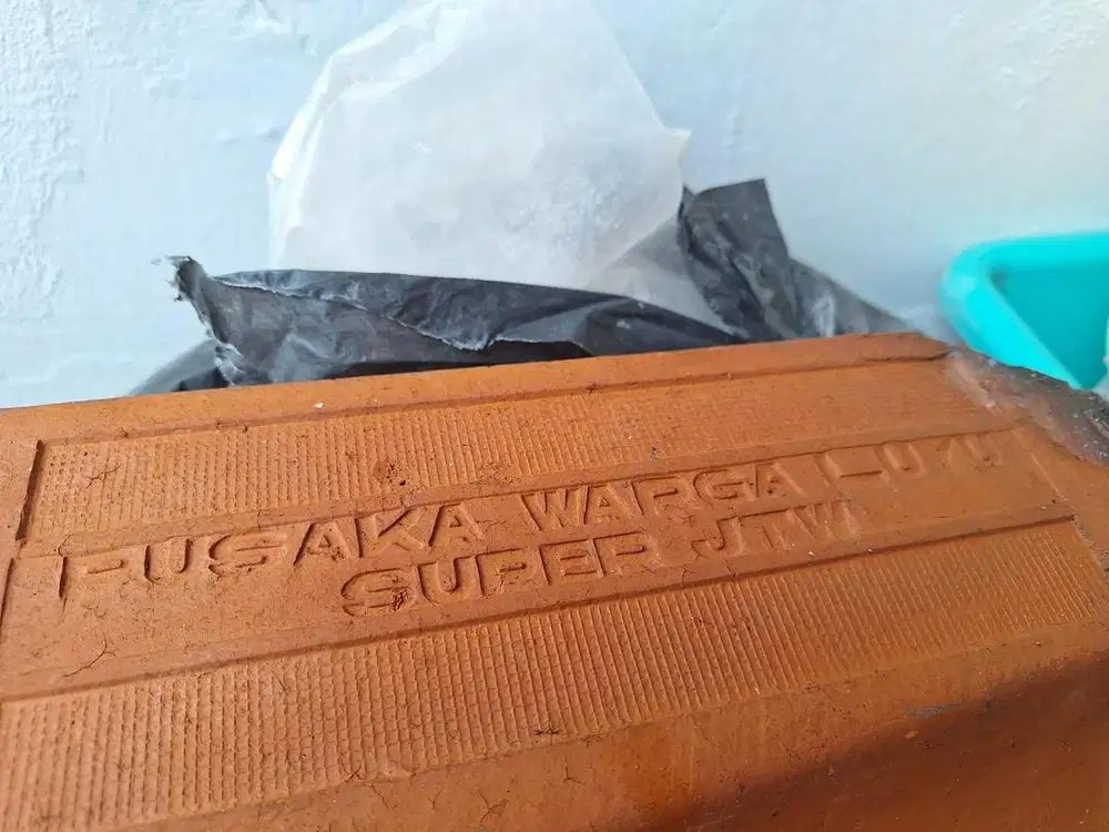JUAL GENTENG BEKAS 2rb/pcs