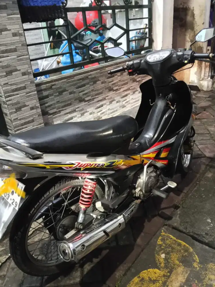 Di jual Yamaha Jupiter th.2004