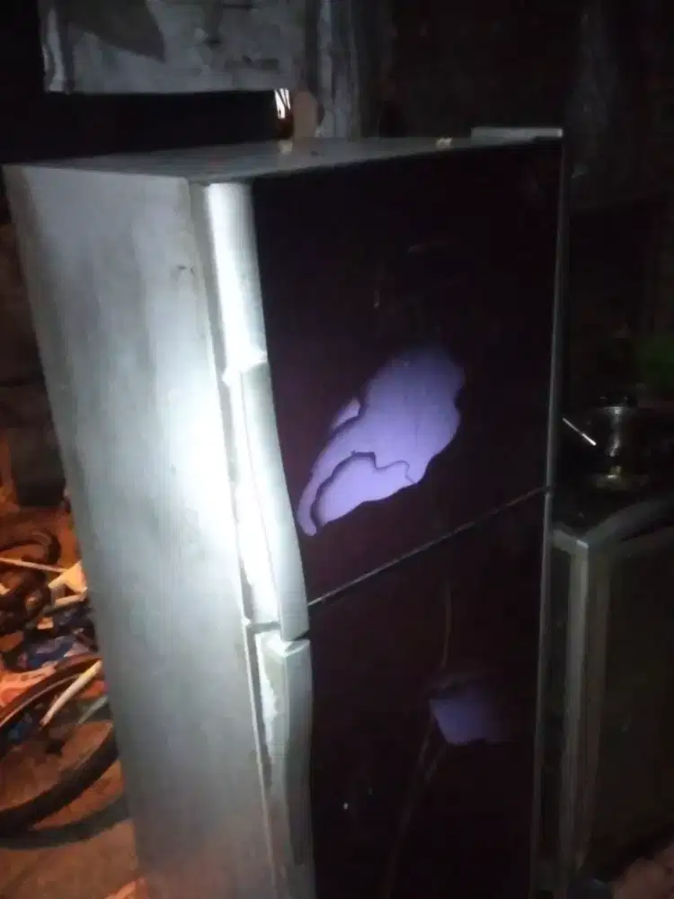 Jas servis kulkas panggilan