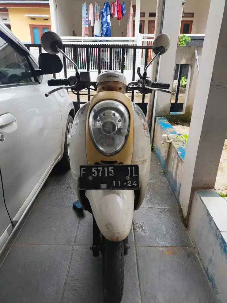 motor scoopy 2014