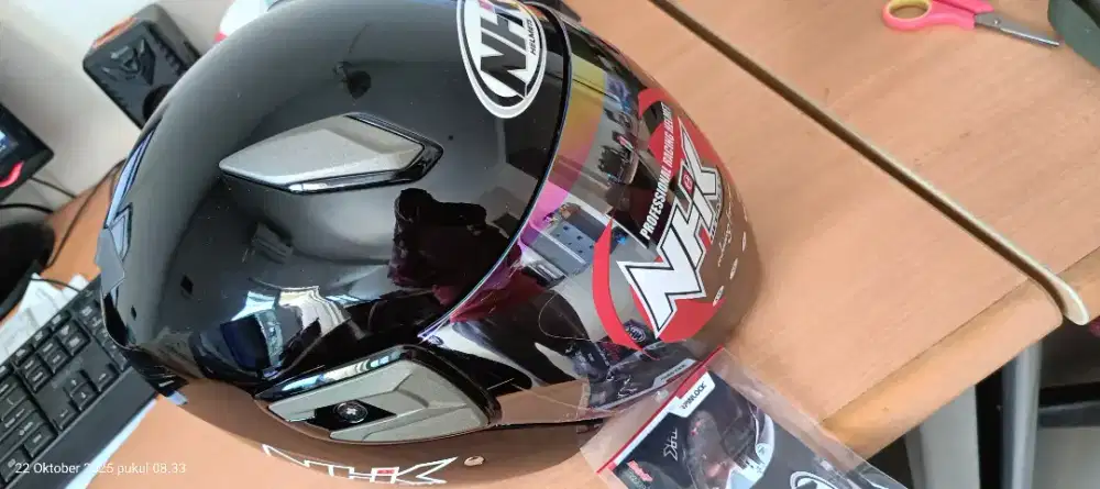 Helm original NHK tipe R7