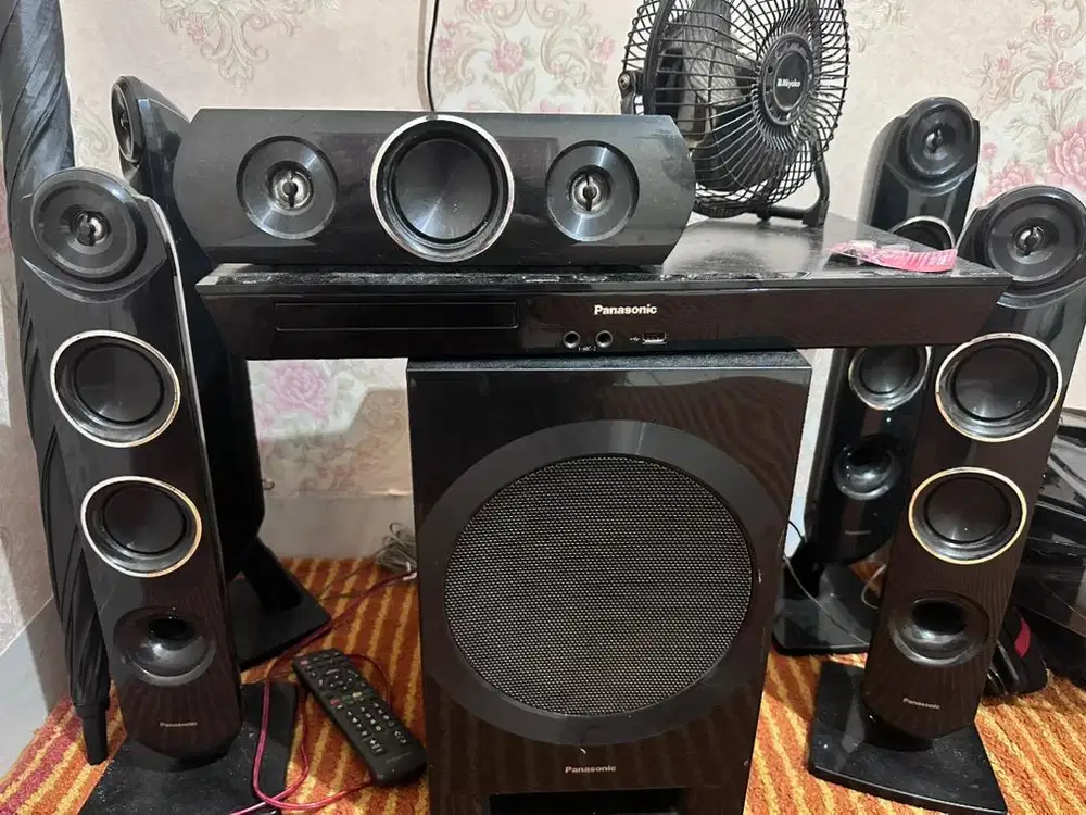 1 set home theater Panasonic