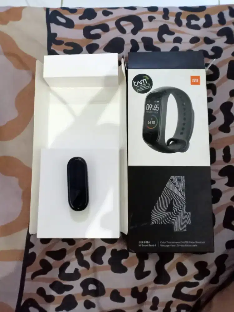 Xiaomi mi band 4