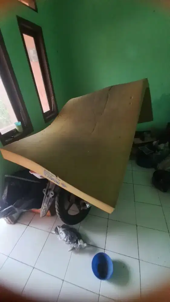 Di jual kasur inoac, galon & lemari 2 susun