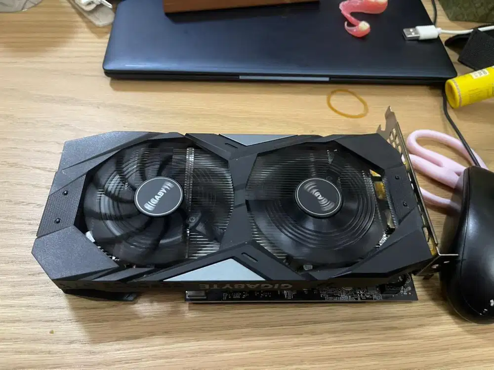 Geforce GTX 1650 / 1050 Ti saya kurang tahu