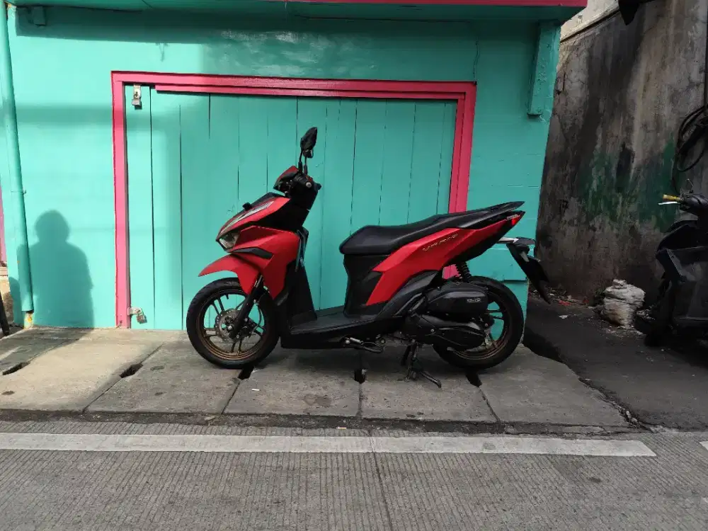 Honda vario 125 keyless 2024 km low 7xxx istimewa