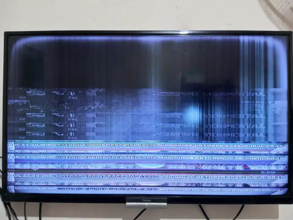Jual Tv LED Coocaa 32 inchi, layar lcd rusak, suara ada jernih