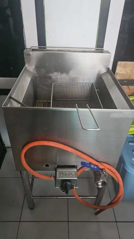 Deef Fryer Gas 22 liter