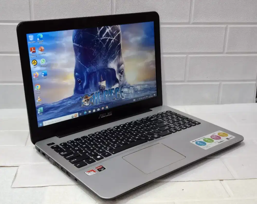 Laptop Asus X555BP  RAM 4GB/ SSD 240GB