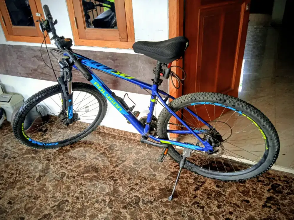 Sepeda Gunung MTB Polygon Cascade 2 2022