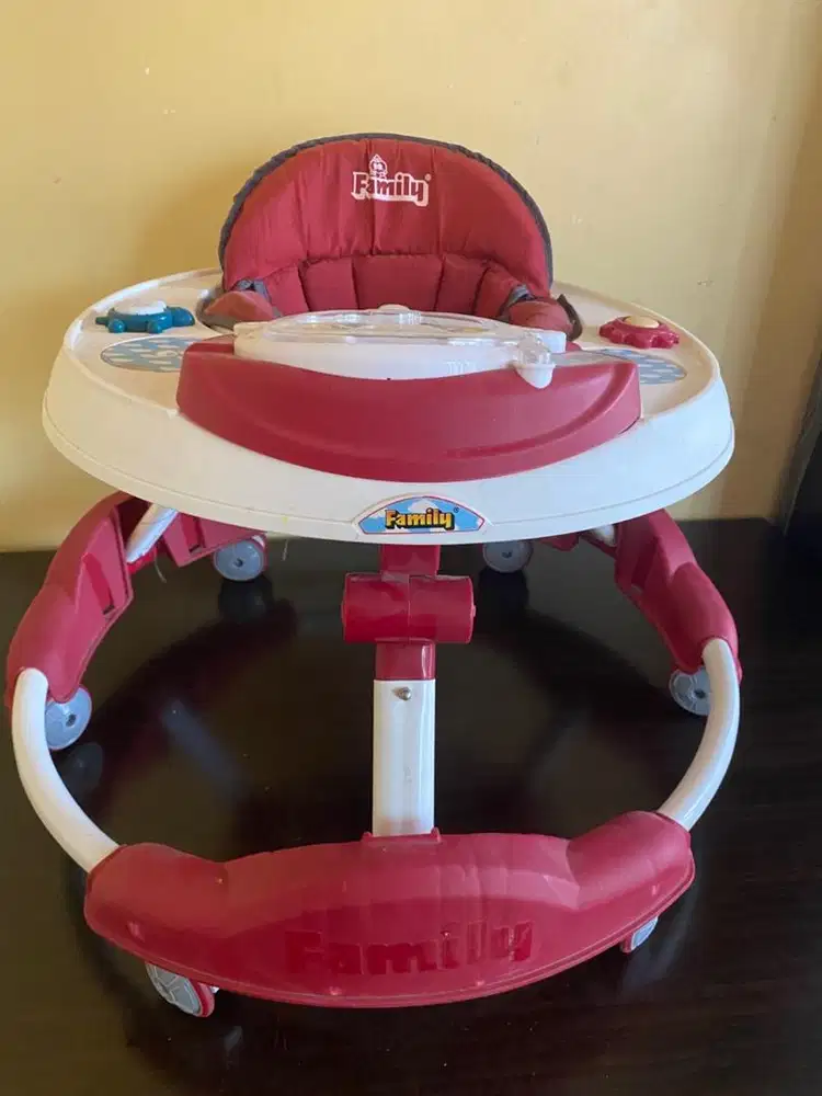 Apollo / Alat Belajar Jalan Bayi