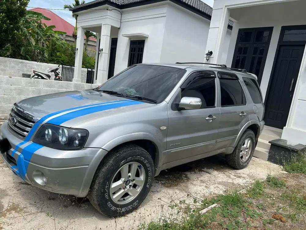 Ford escape limited edisi orisinil
