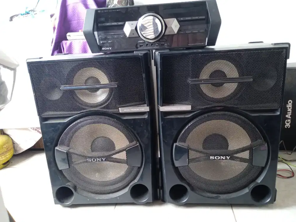 Sony 15 in minos power di on g mau nyala
