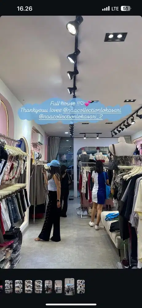 DIBUTUHKAN KARYAWAN TOKO BAJU WANITA - ada mess