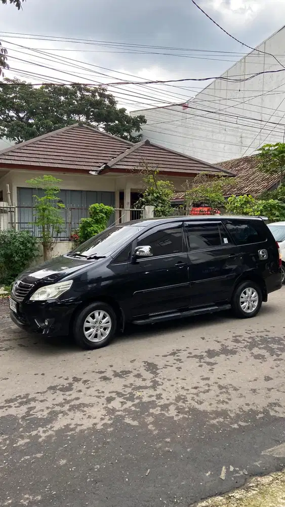Toyota Kijang Innova 2.0 G 2011 Hitam | Bensin