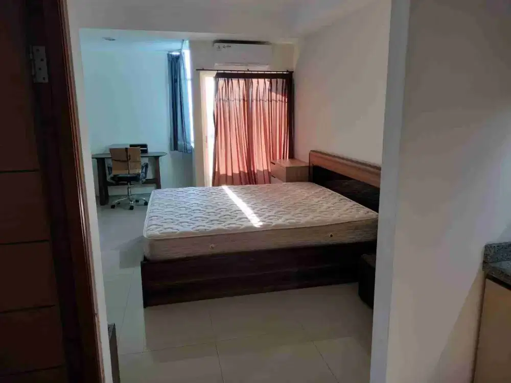 DISEWAKAN BULANAN/TAHUNAN Unit di Apartemen High Point Siwalankerto Surabaya