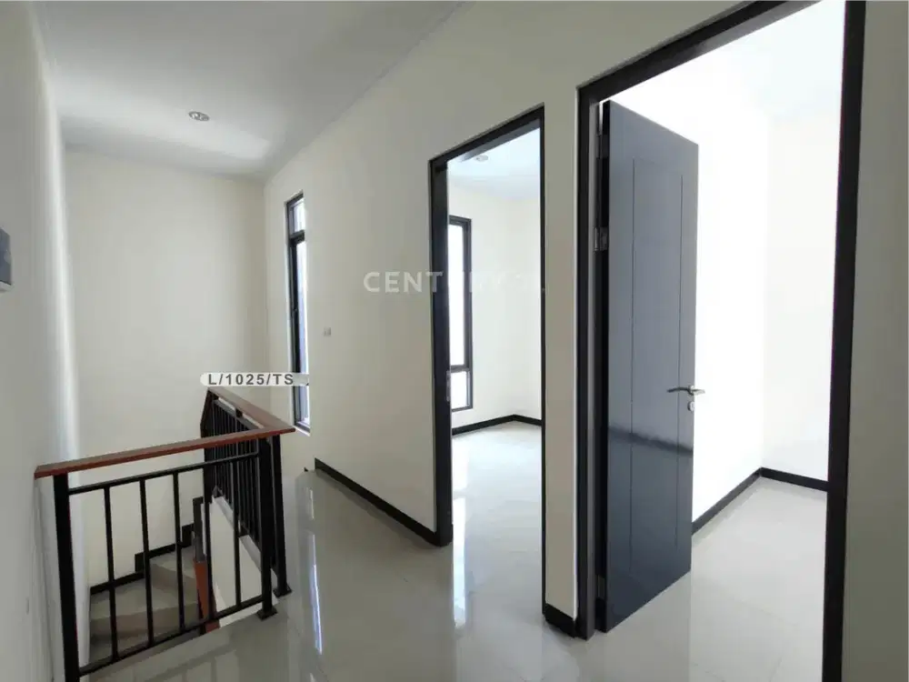 Rumah 2 Lantai Nyaman Siap Huni Di Taman Kopo Indah 5 Bandung
