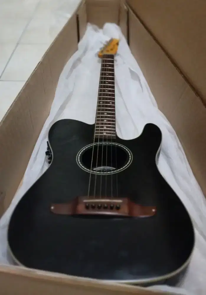 Gitar Telecoustik fender original 2014