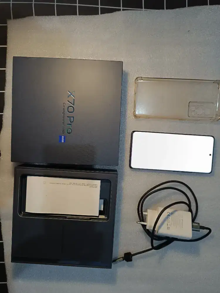Vivo x70 pro 12/256 5G